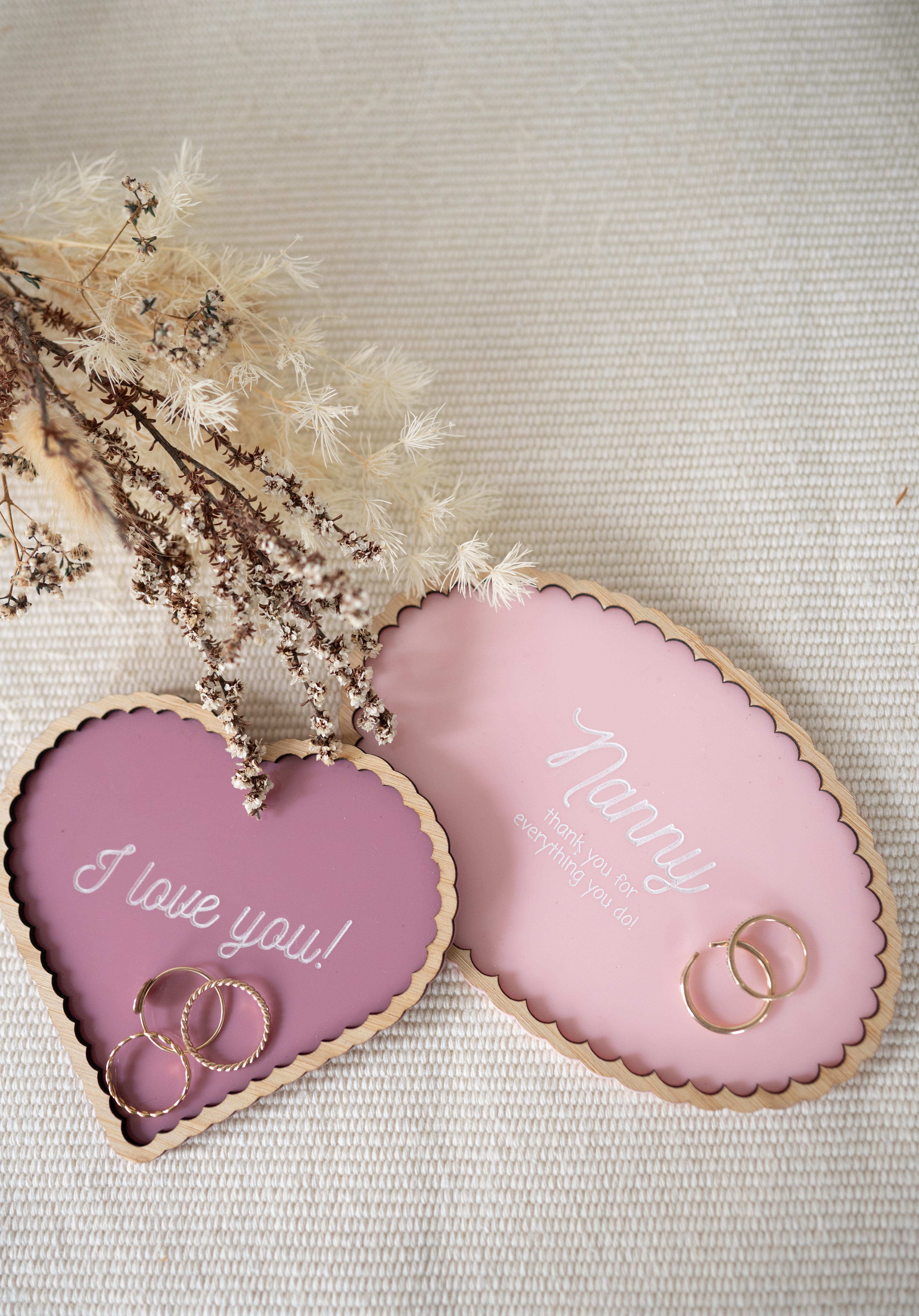 GIFTS FOR MUM