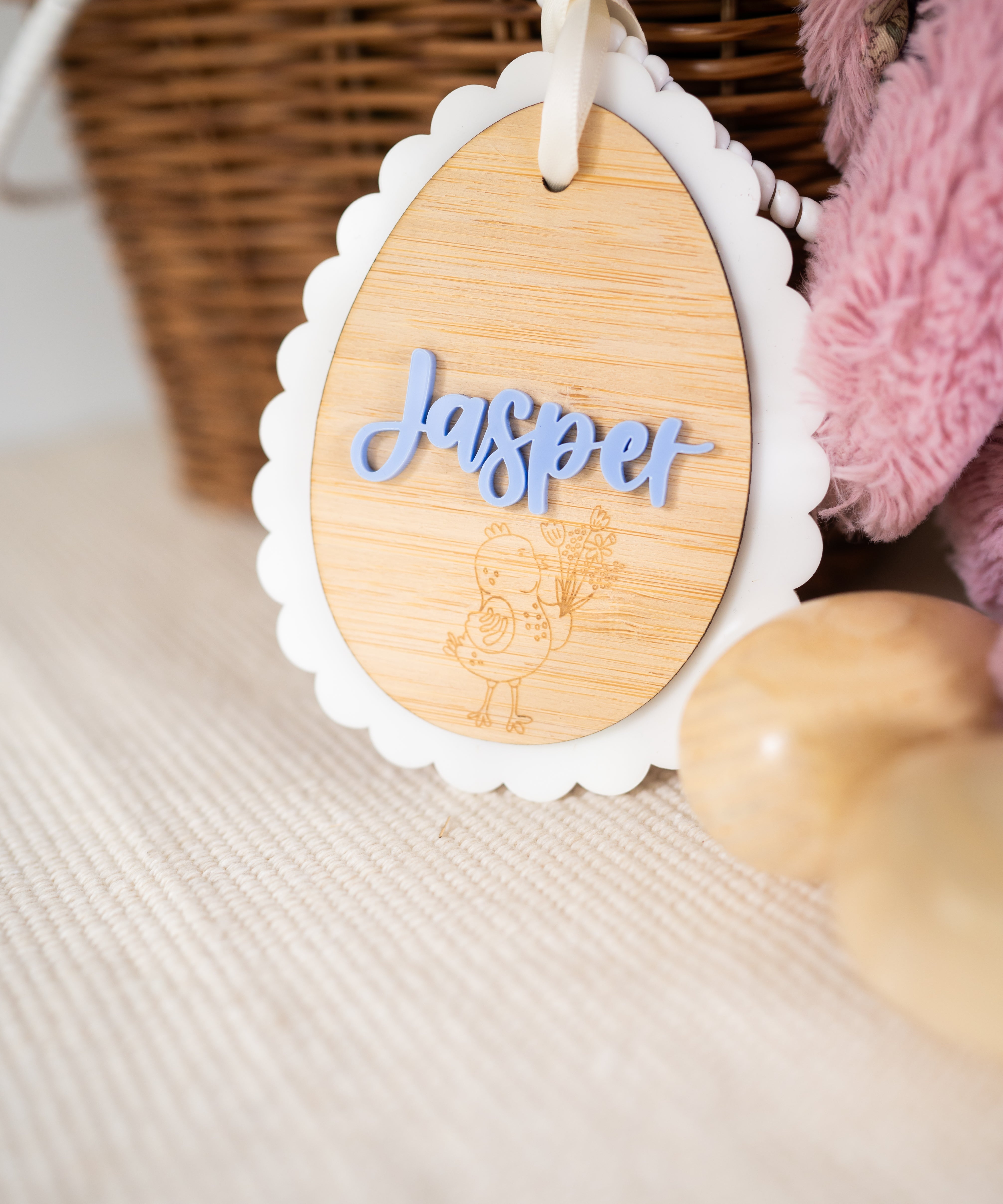 Scallop Easter Tag