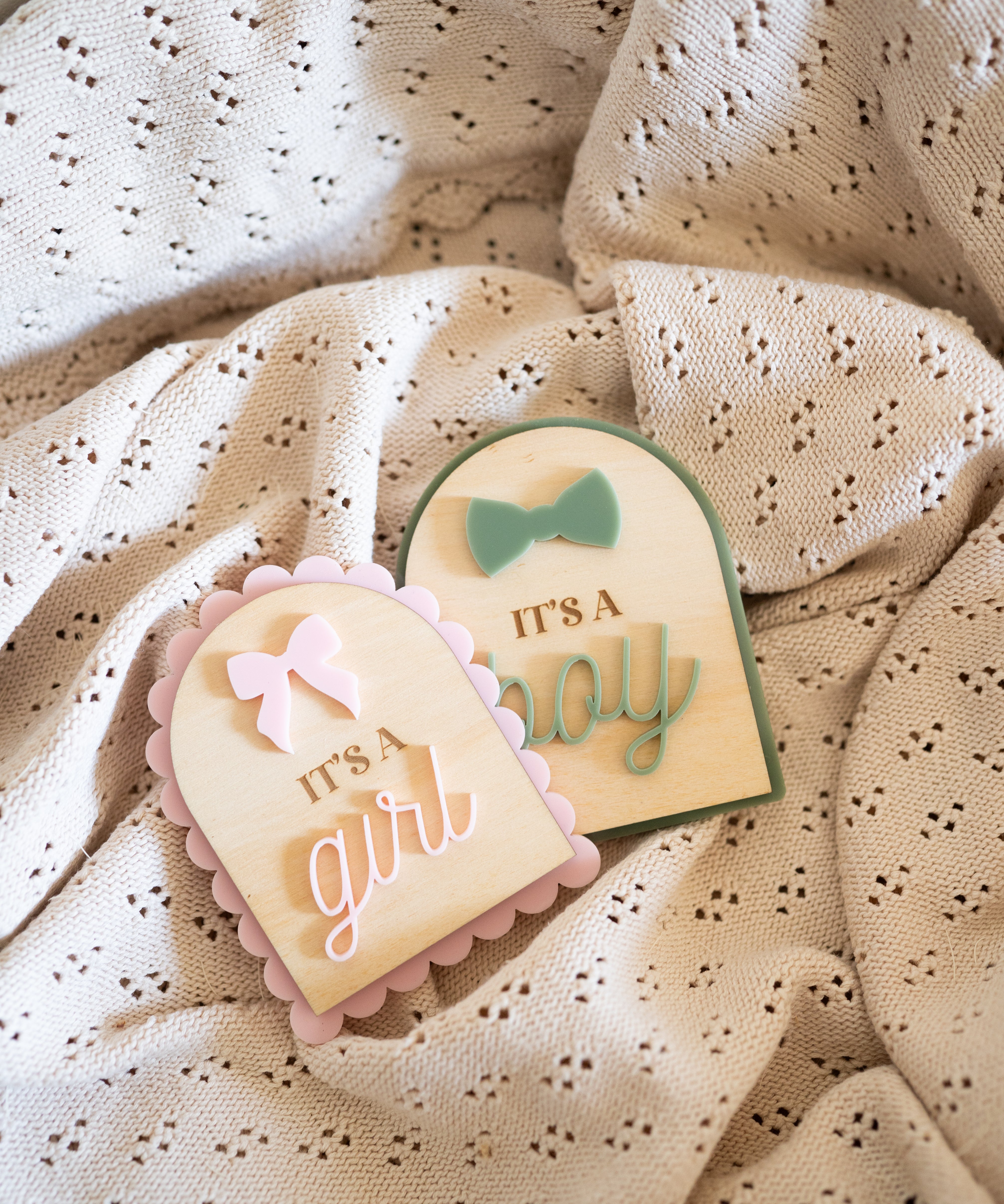 I'm a Girl / Boy Plaque Set