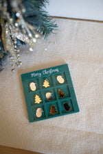 Load image into Gallery viewer, Christmas Tic Tac Toe
