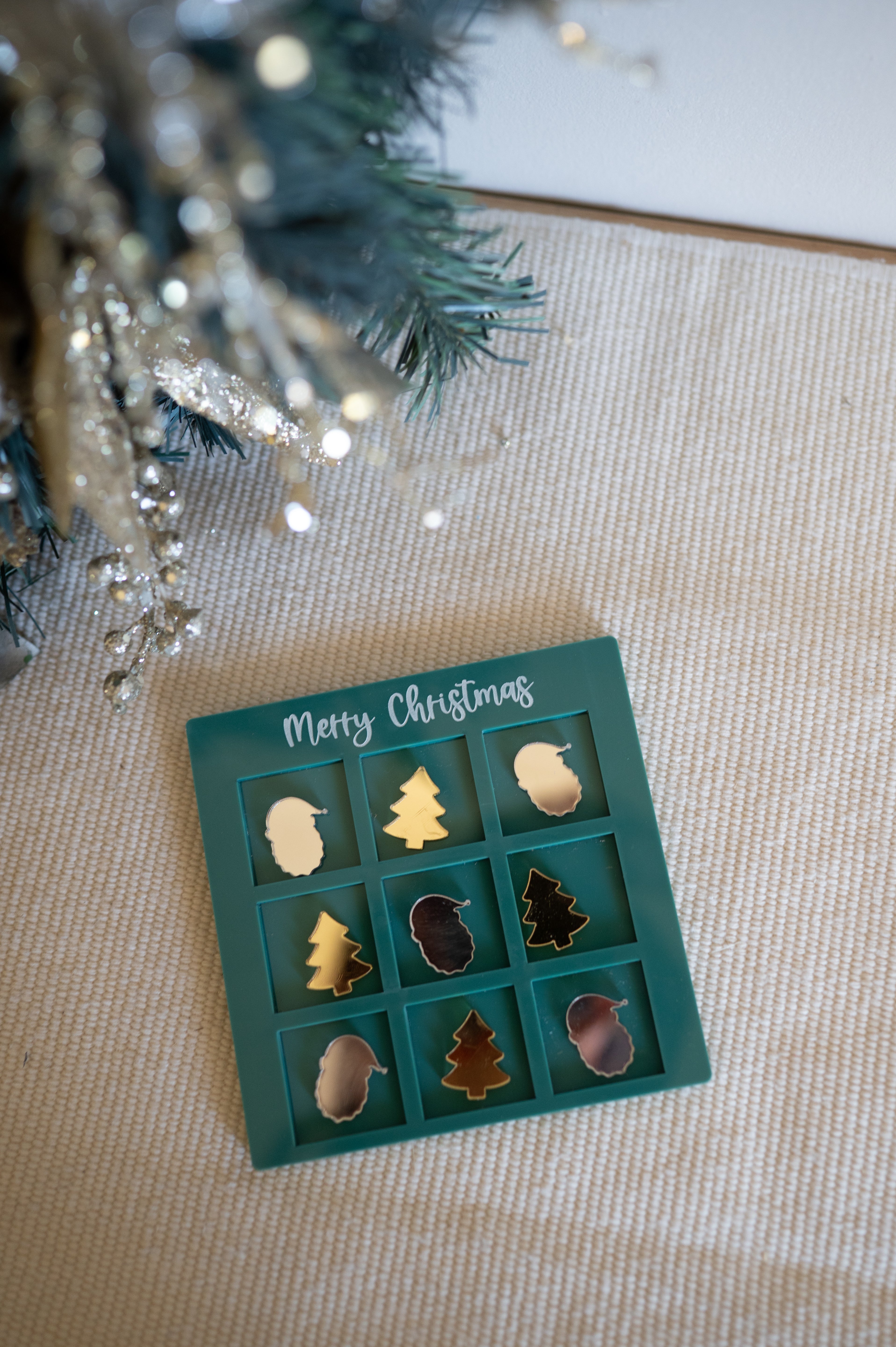 Christmas Tic Tac Toe