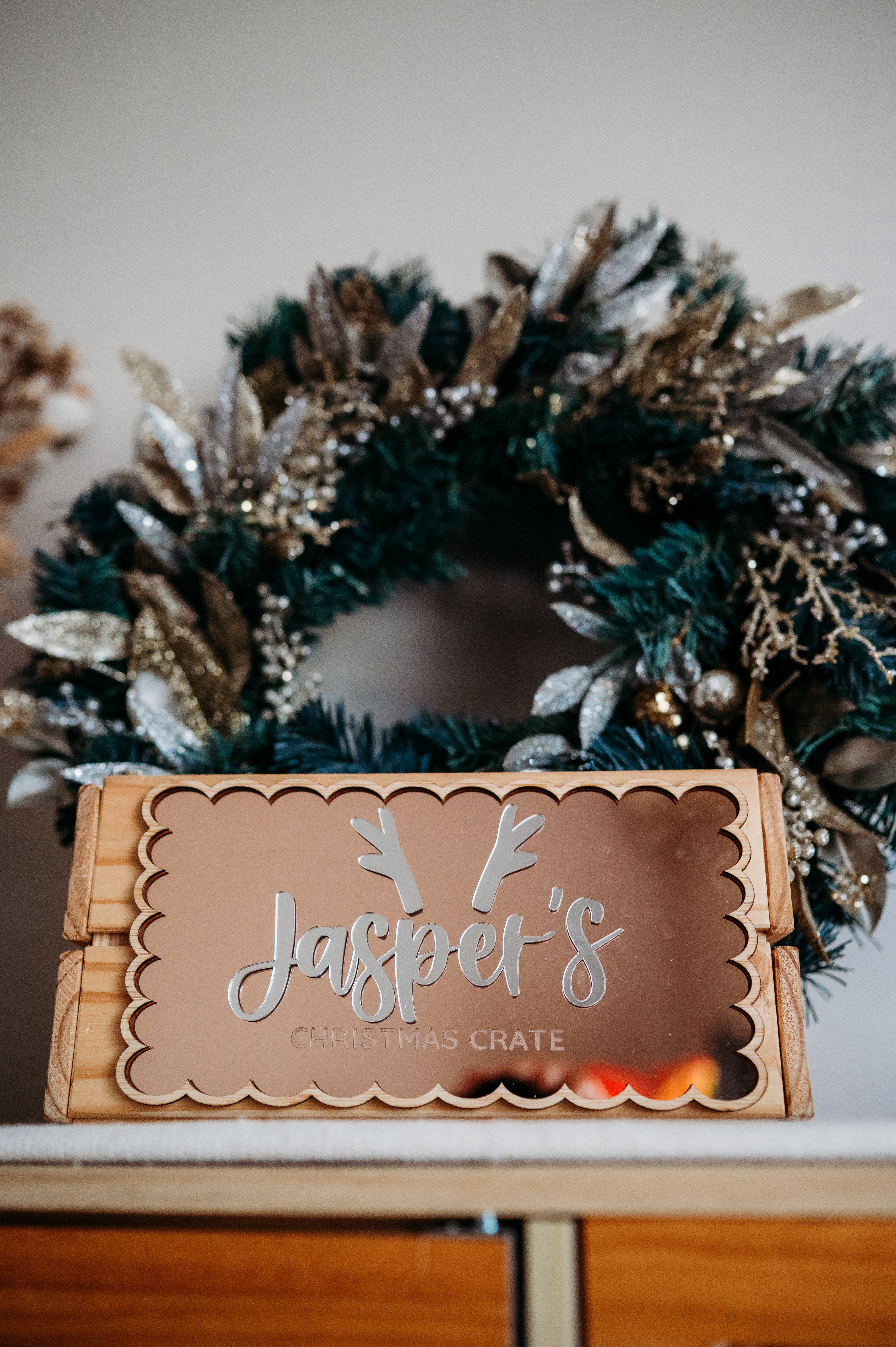 Christmas Crate Plaque - Reindeer
