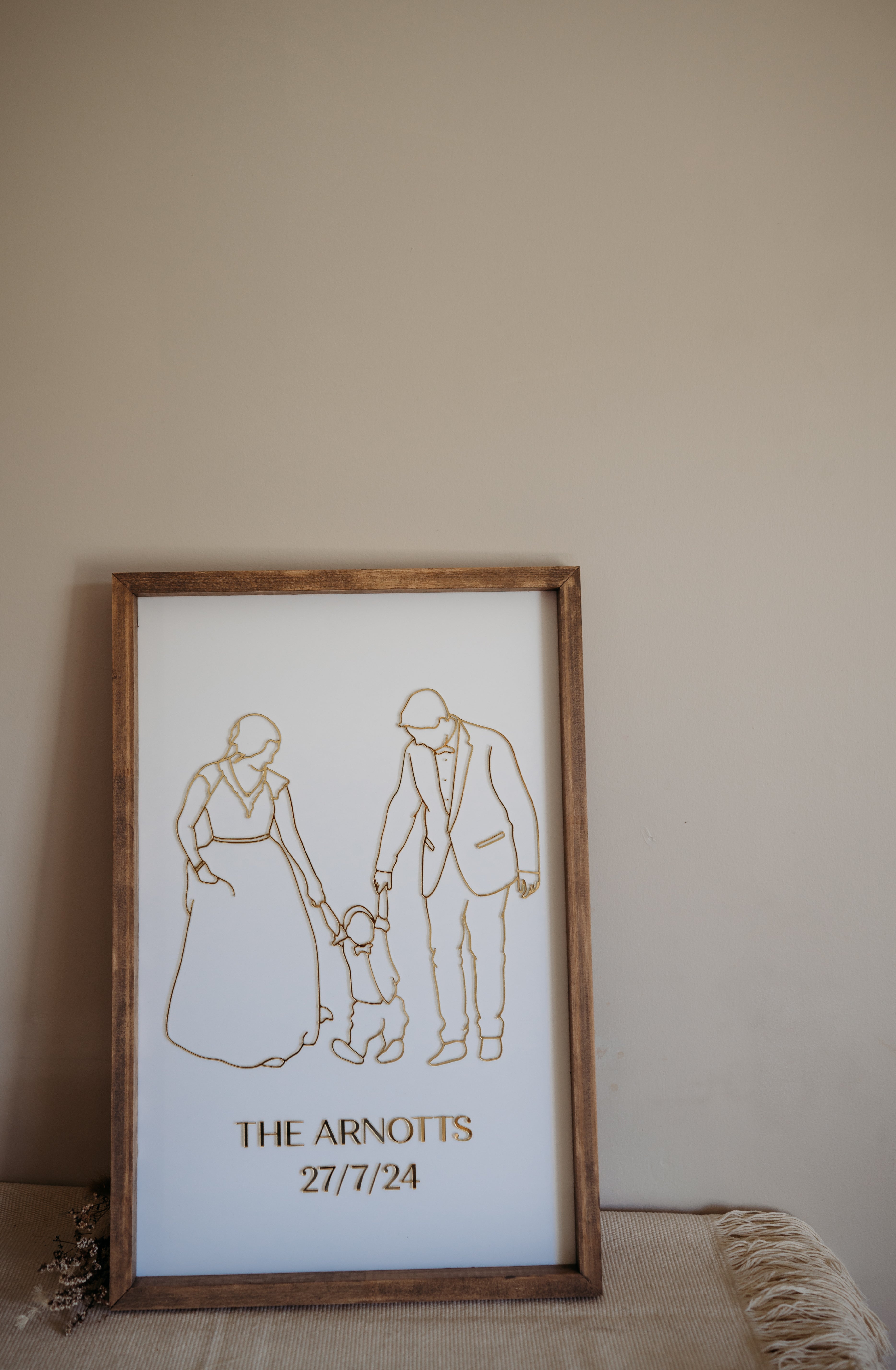 Large Family Portrait Line Art Keepsake Frame