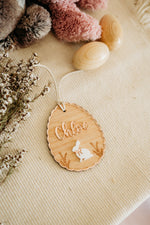 Load image into Gallery viewer, Easter Tag -  Flower Scallop
