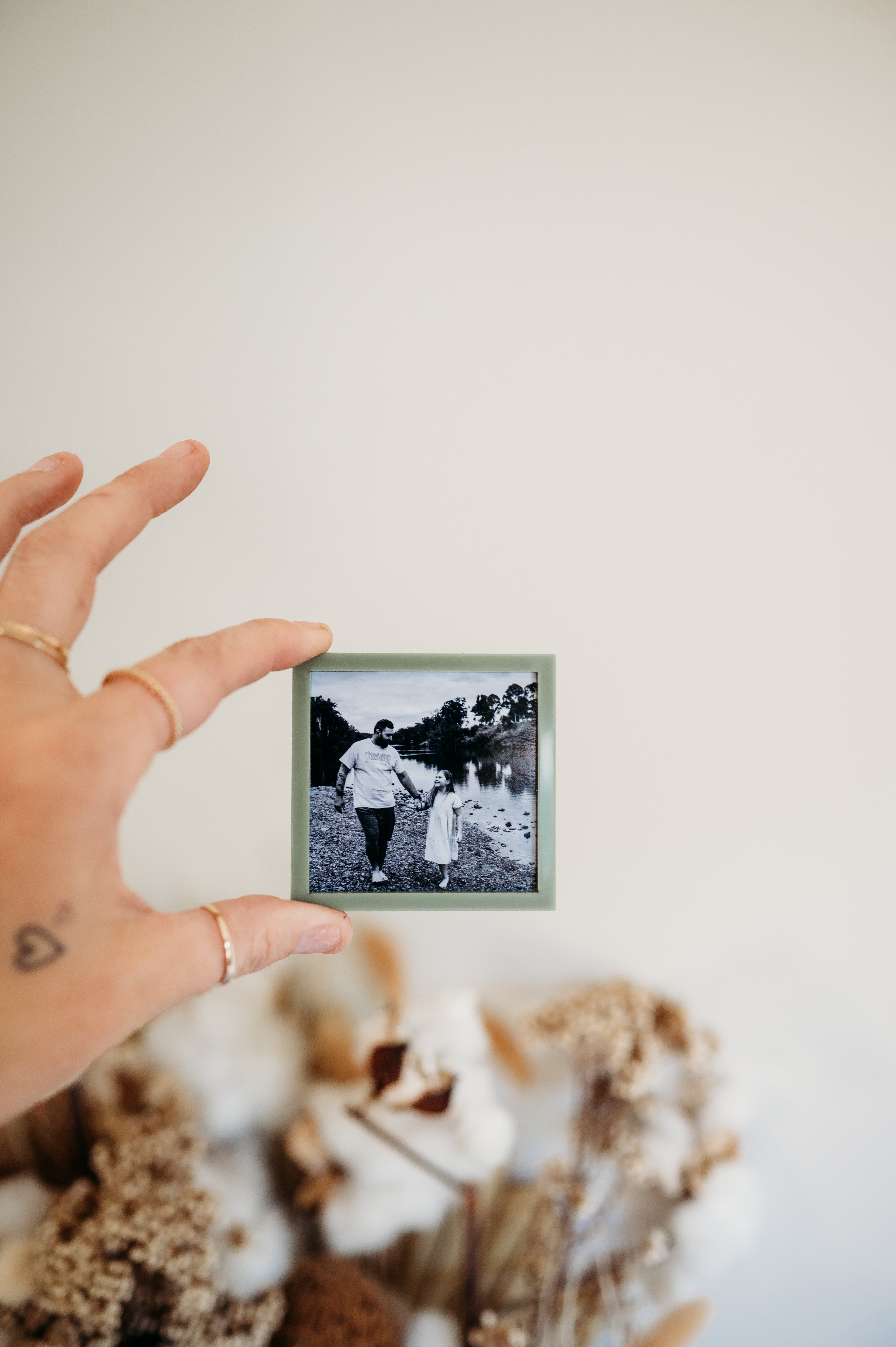 Magnets - Square Acrylic Frame