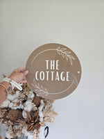 Load image into Gallery viewer, Round Flower House Sign
