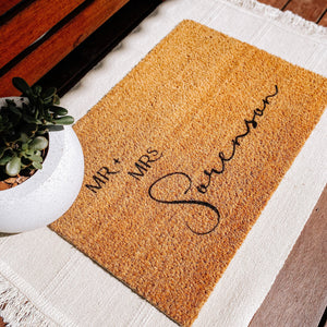 MR & MRS DOOR MAT